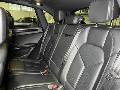 2024 Porsche Macan AWD