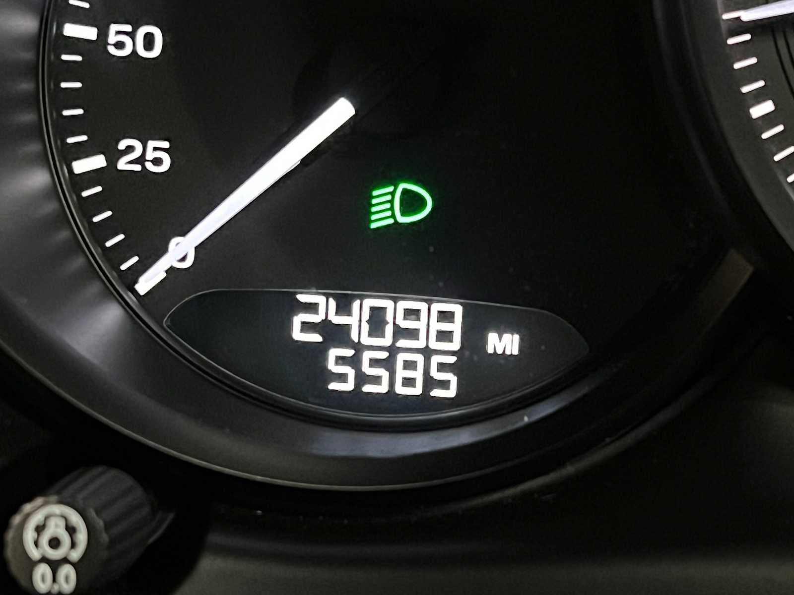 2024 Porsche Macan AWD