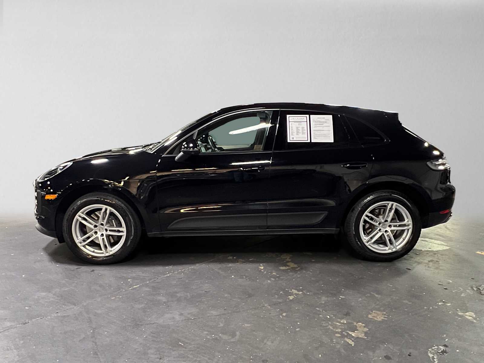 2021 Porsche Macan AWD