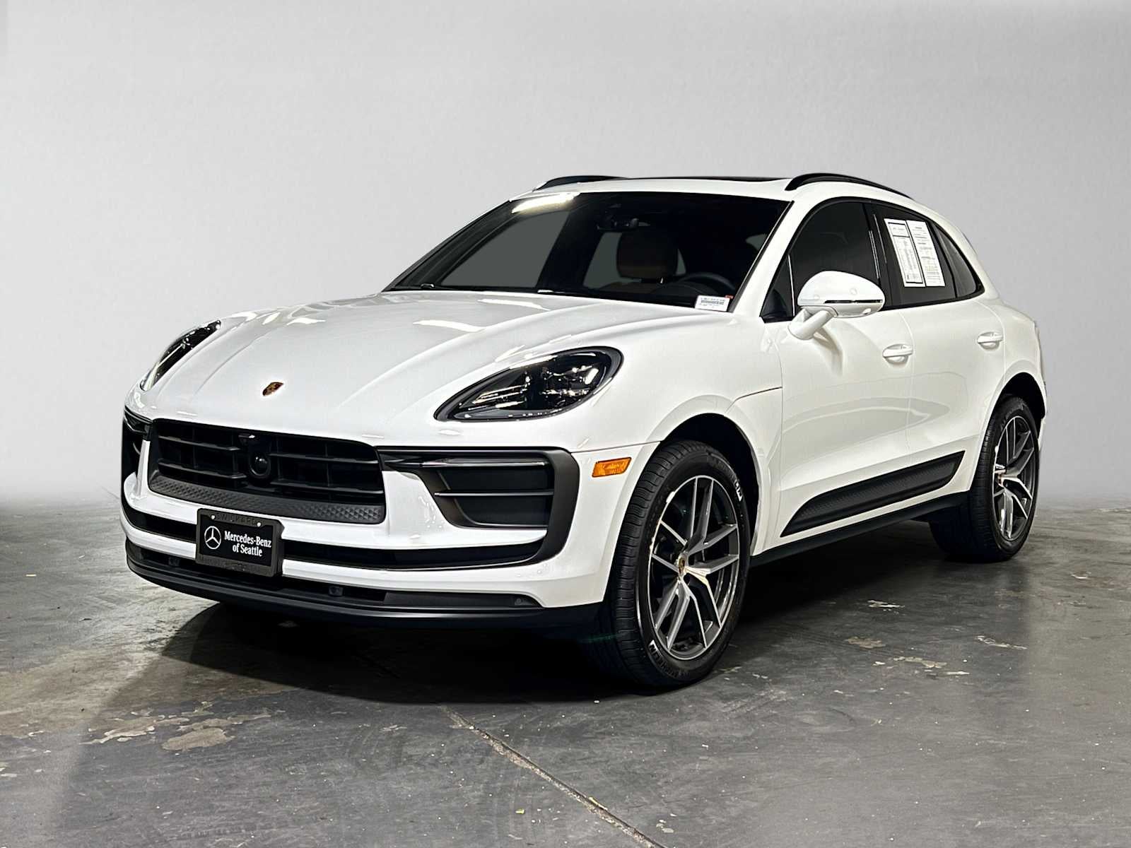 2025 Porsche Macan AWD