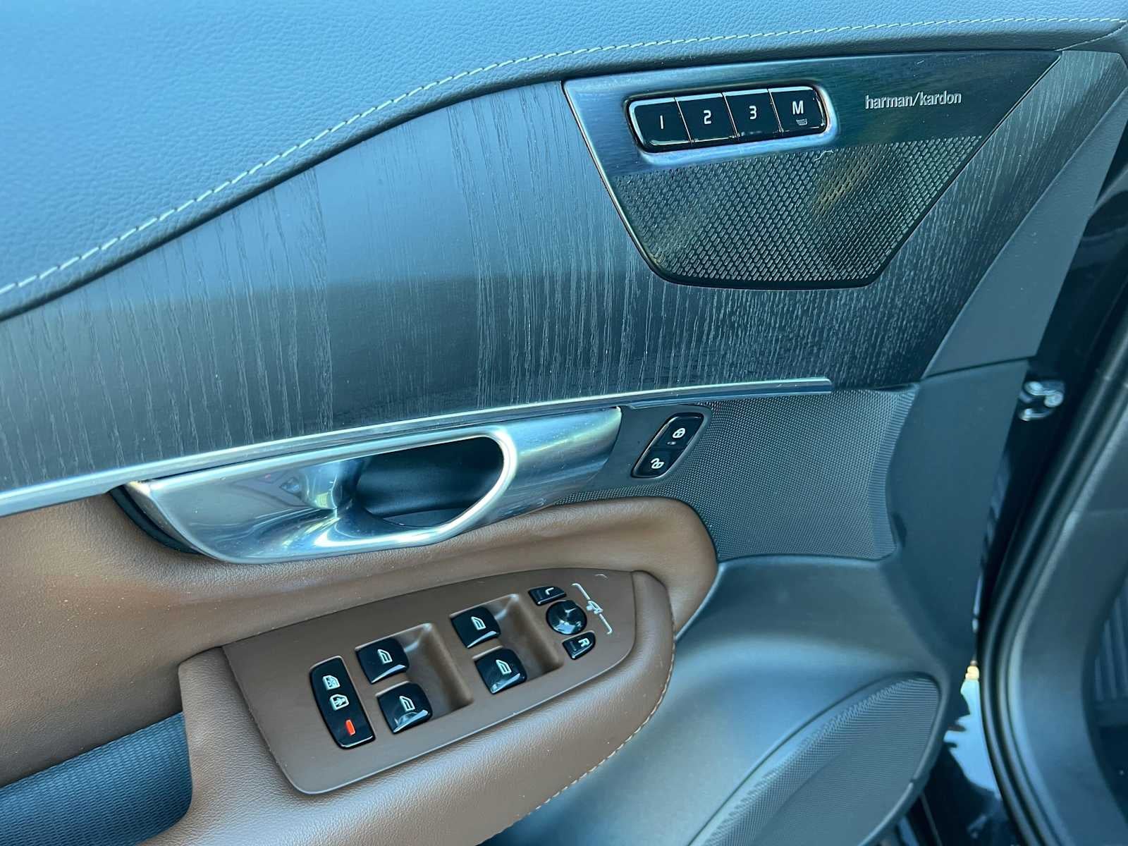 2021 Volvo XC90 Inscription