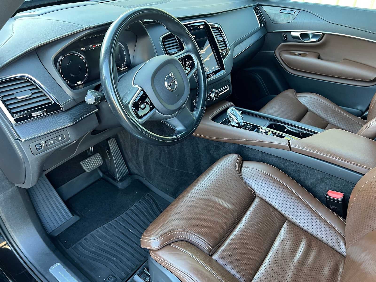 2021 Volvo XC90 Inscription