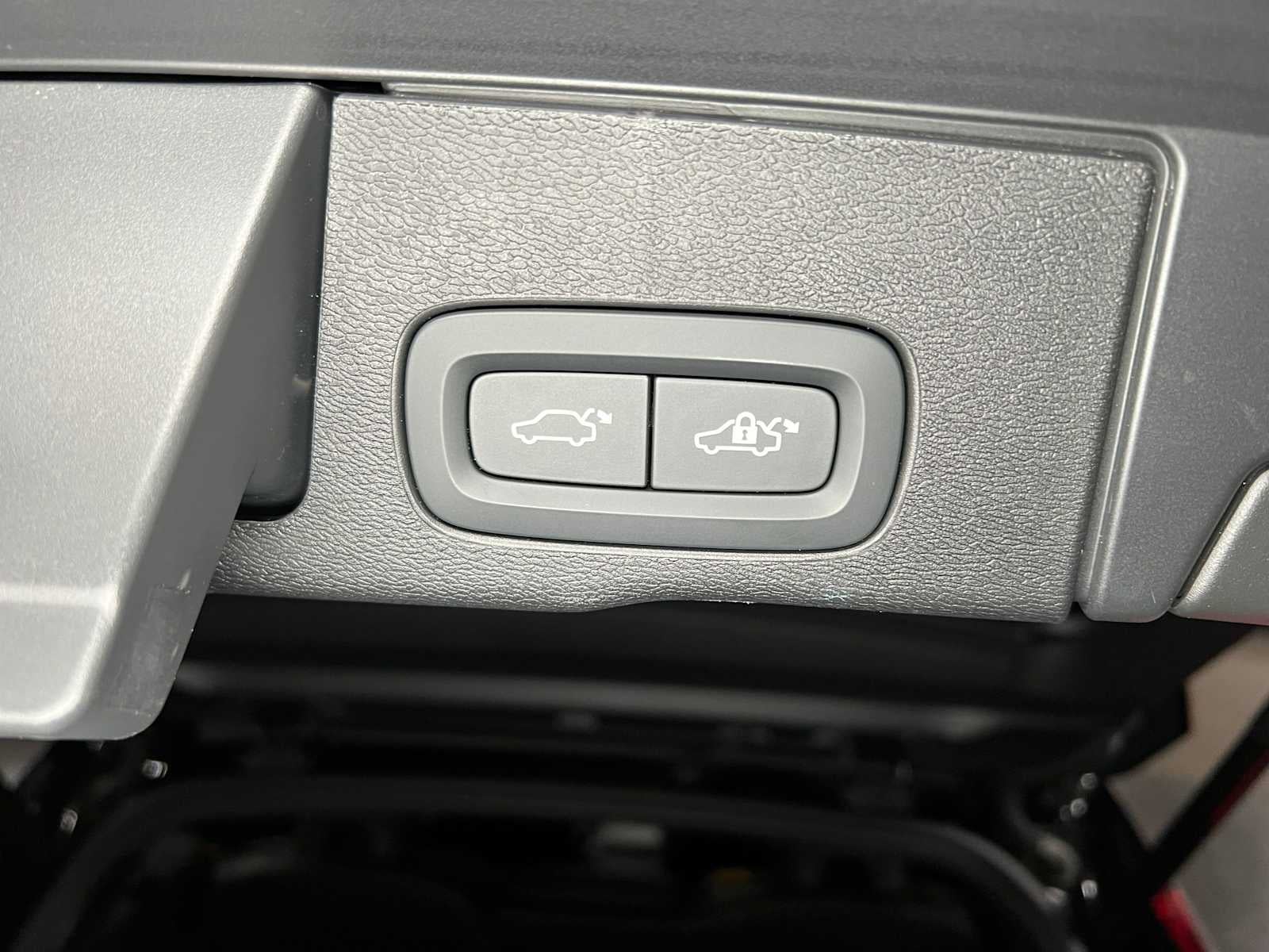2024 Volvo XC60 Recharge Plug-In Hybrid Polestar Engineered