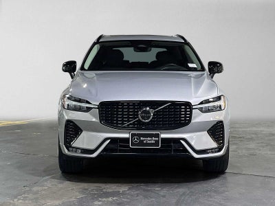 2023 Volvo XC60 Ultimate Dark Theme