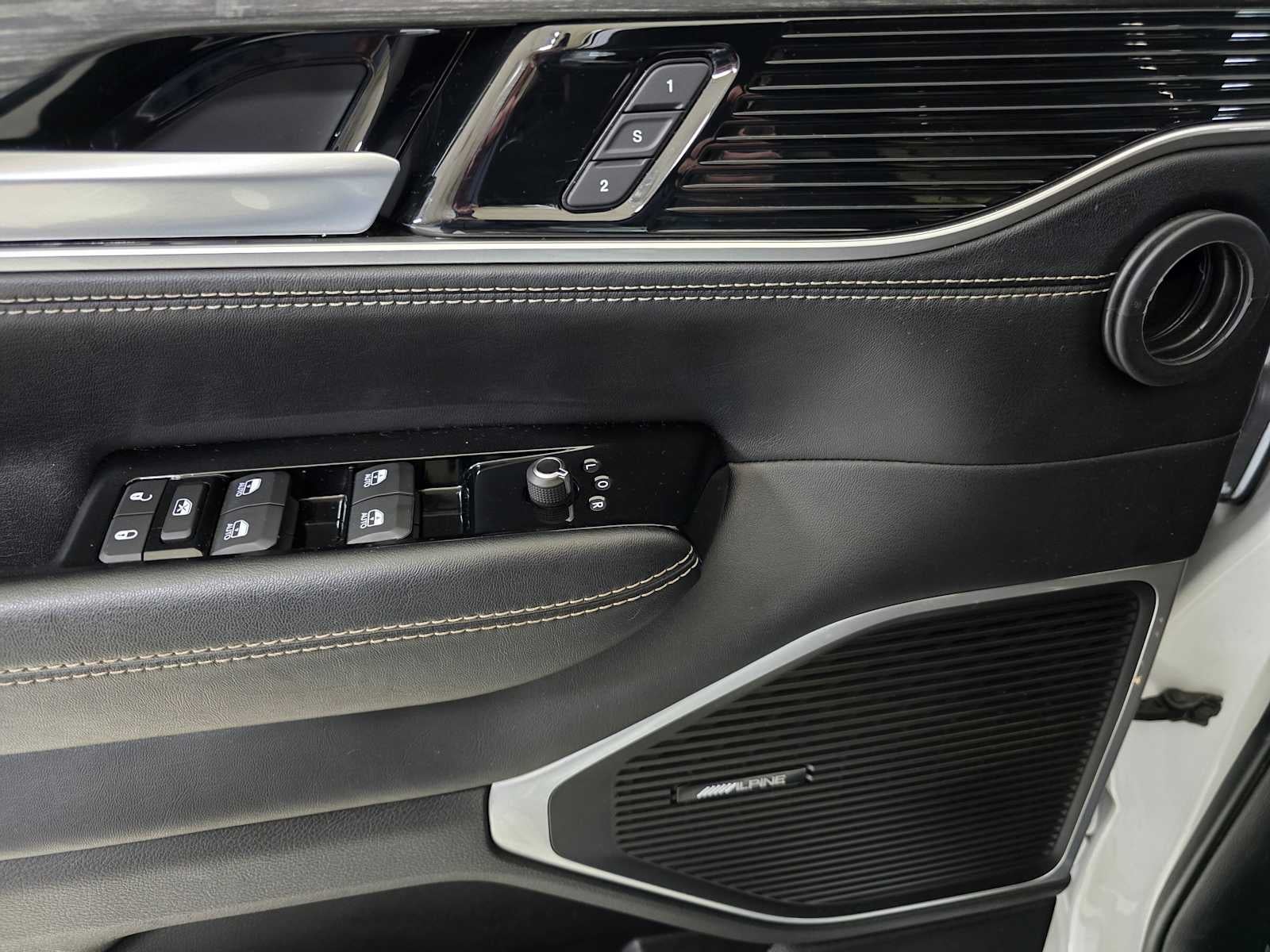 2024 Jeep Wagoneer Series III