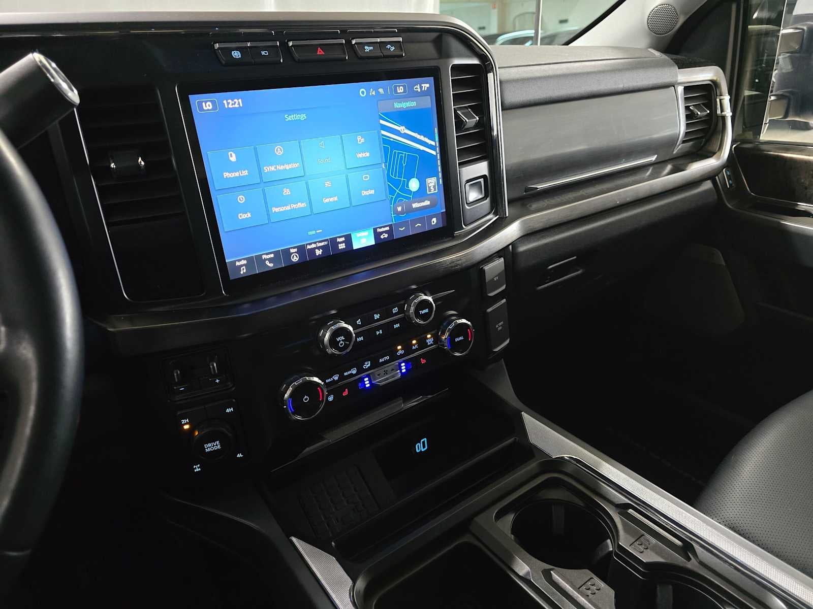 2023 Ford Super Duty F-350 SRW Pickup LARIAT