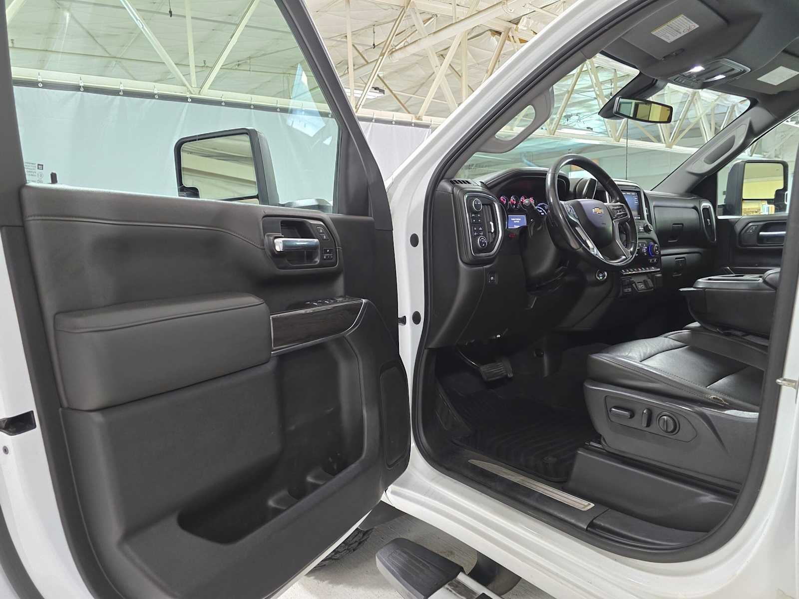 2022 Chevrolet Silverado 3500HD LTZ