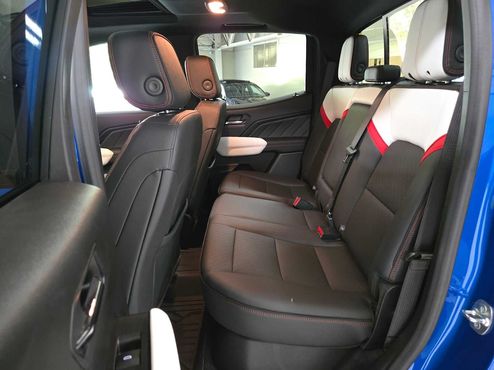 2024 GMC Canyon 4WD AT4X