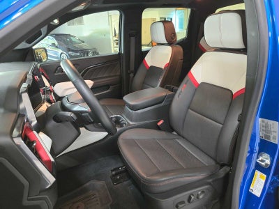 2024 GMC Canyon 4WD AT4X