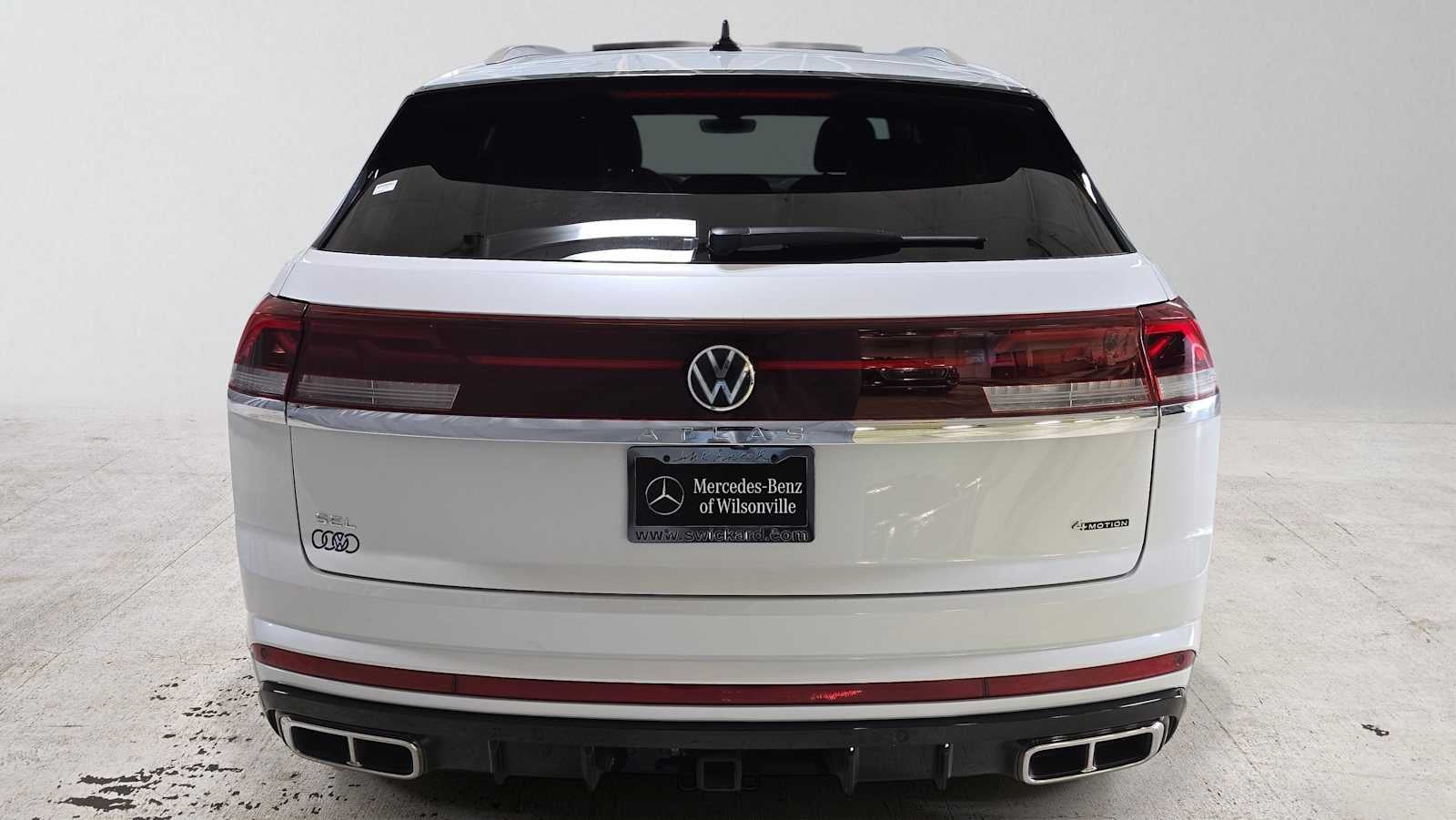 2024 Volkswagen Atlas Cross Sport 2.0T SEL R-Line