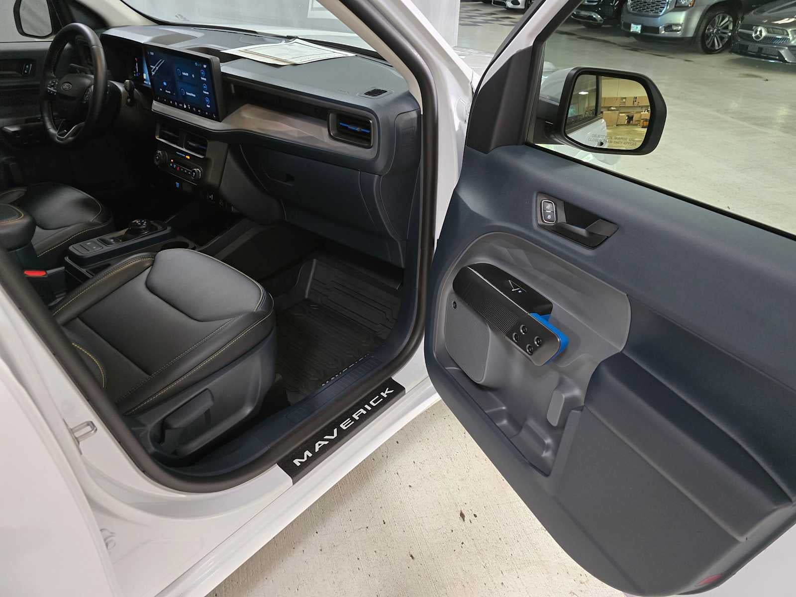 2025 Ford Maverick Lobo High