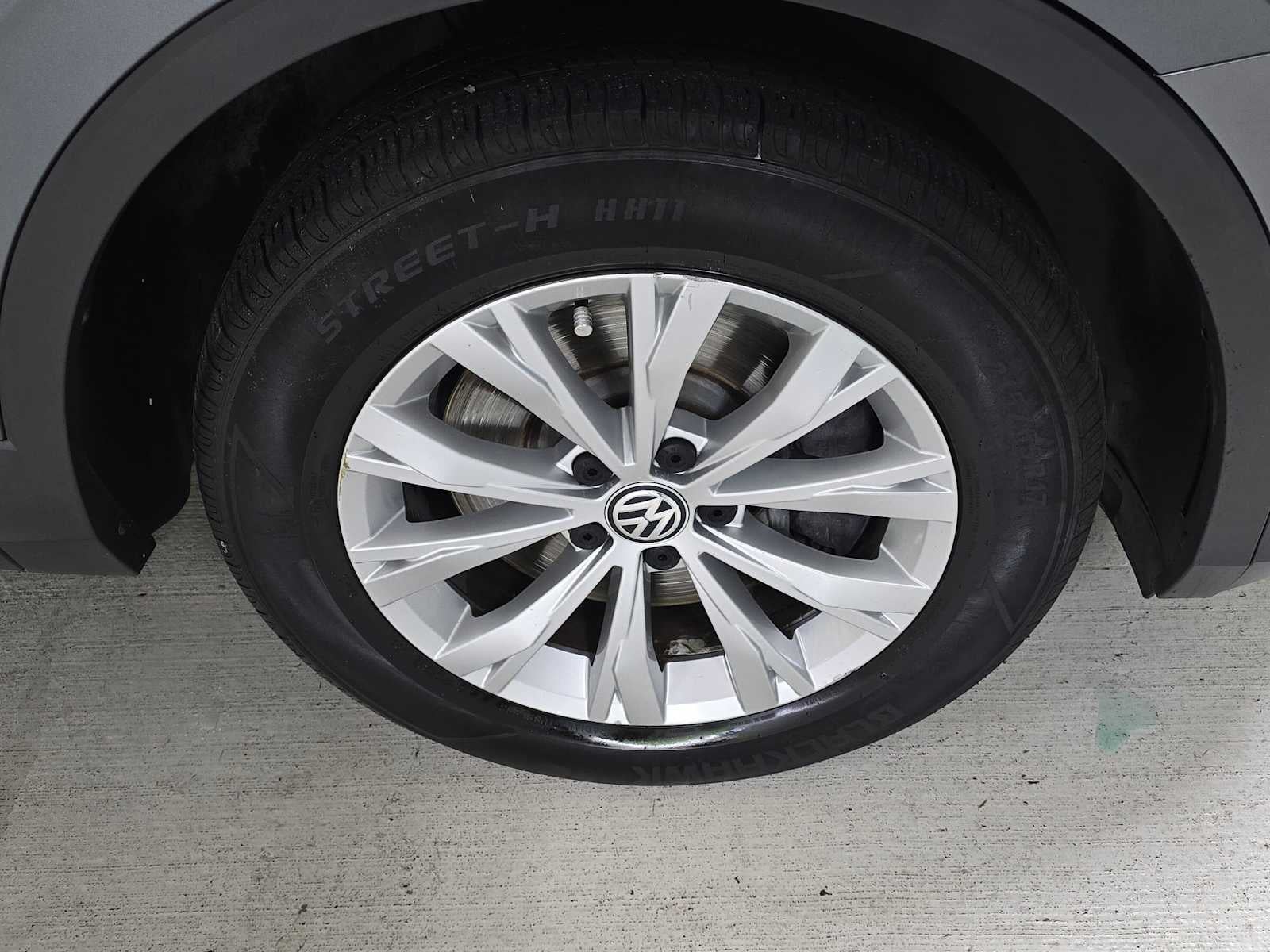 2018 Volkswagen Tiguan SE