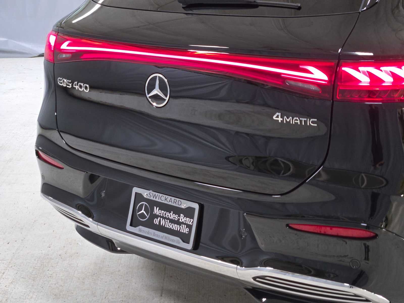 2027 Mercedes-Benz EQS 400 4MATIC® SUV