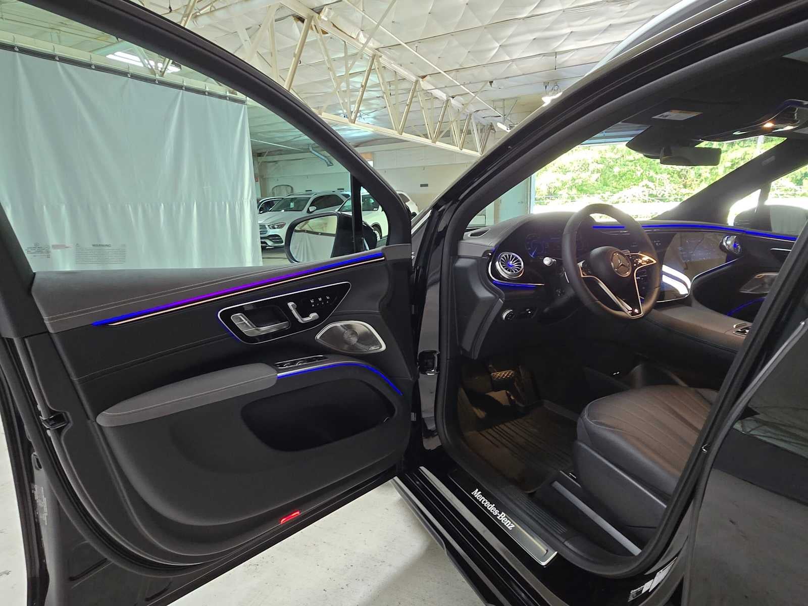 2027 Mercedes-Benz EQS 400 4MATIC® SUV