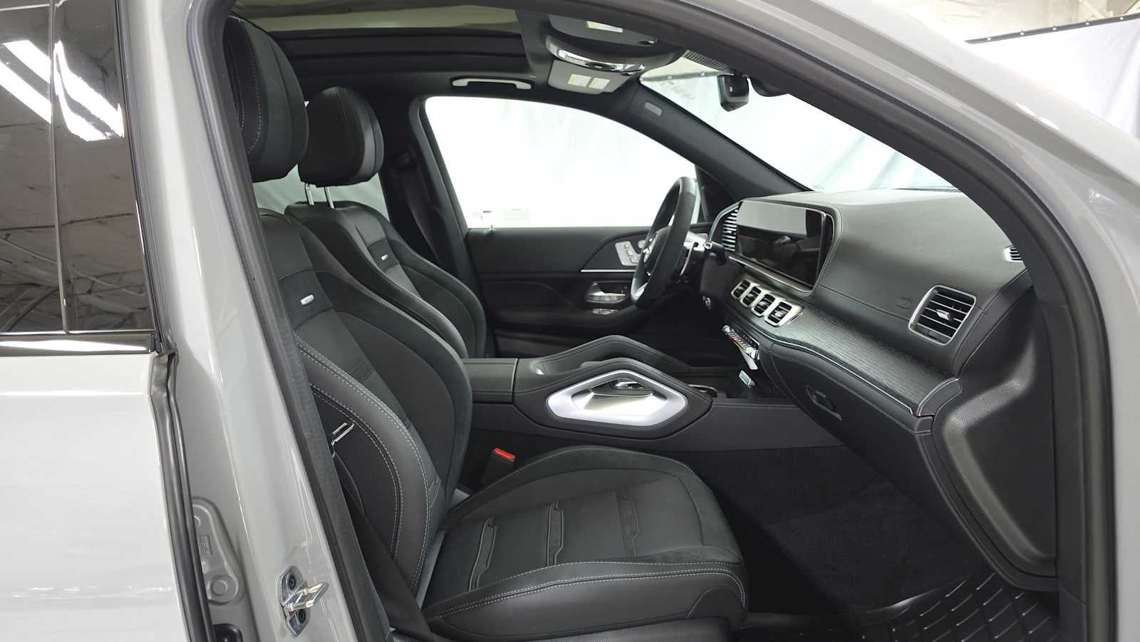 2026 Mercedes-Benz GLE AMG® GLE 53