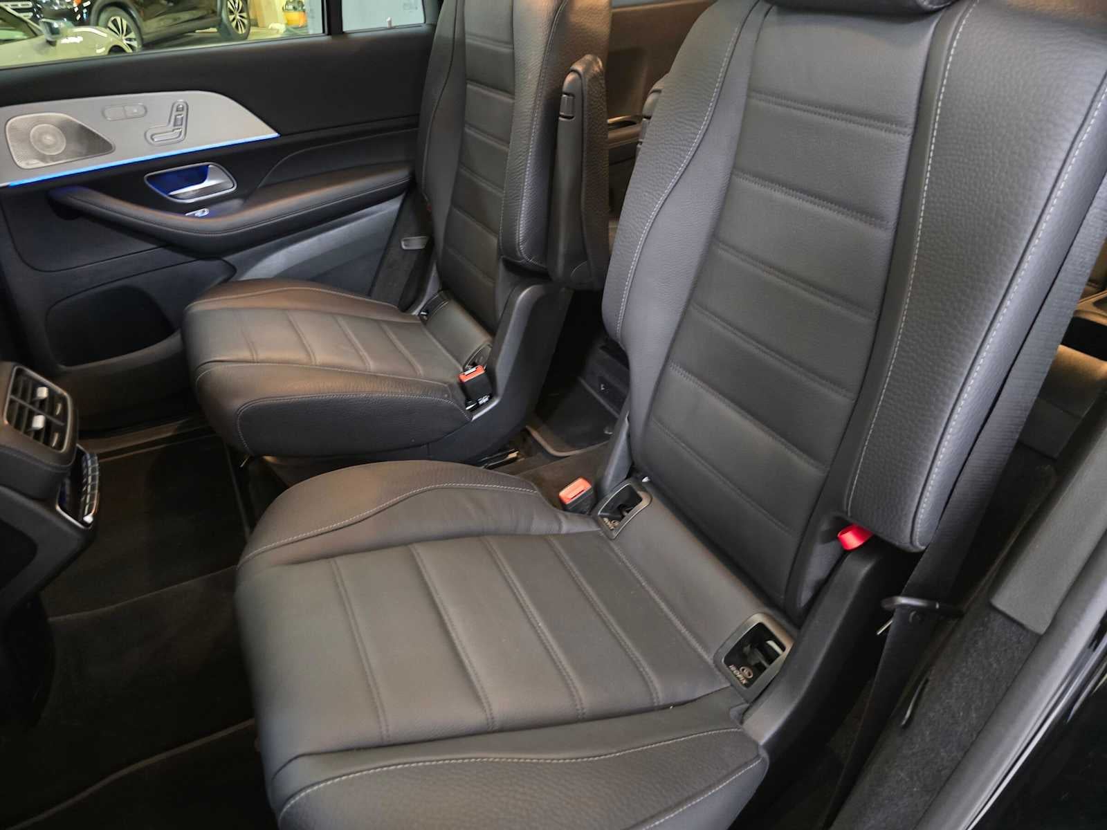 2025 Mercedes-Benz GLS 450 4MATIC® SUV