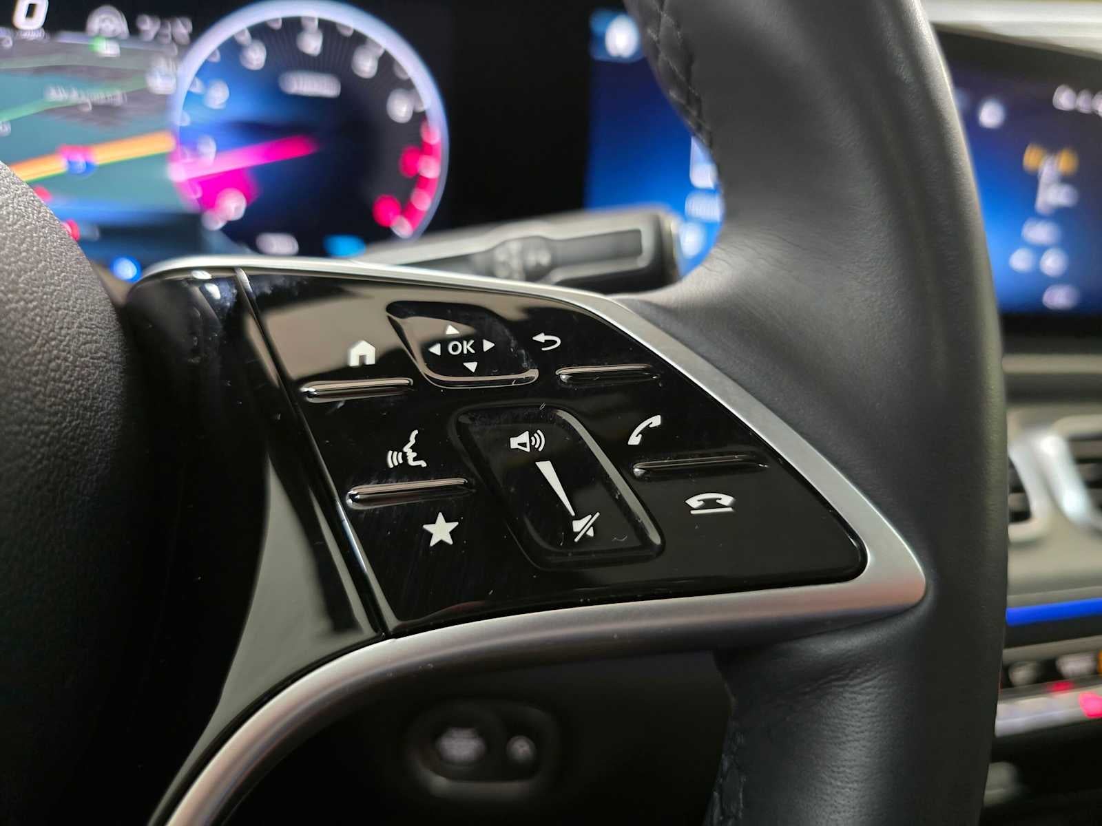 2025 Mercedes-Benz GLS 450 4MATIC® SUV