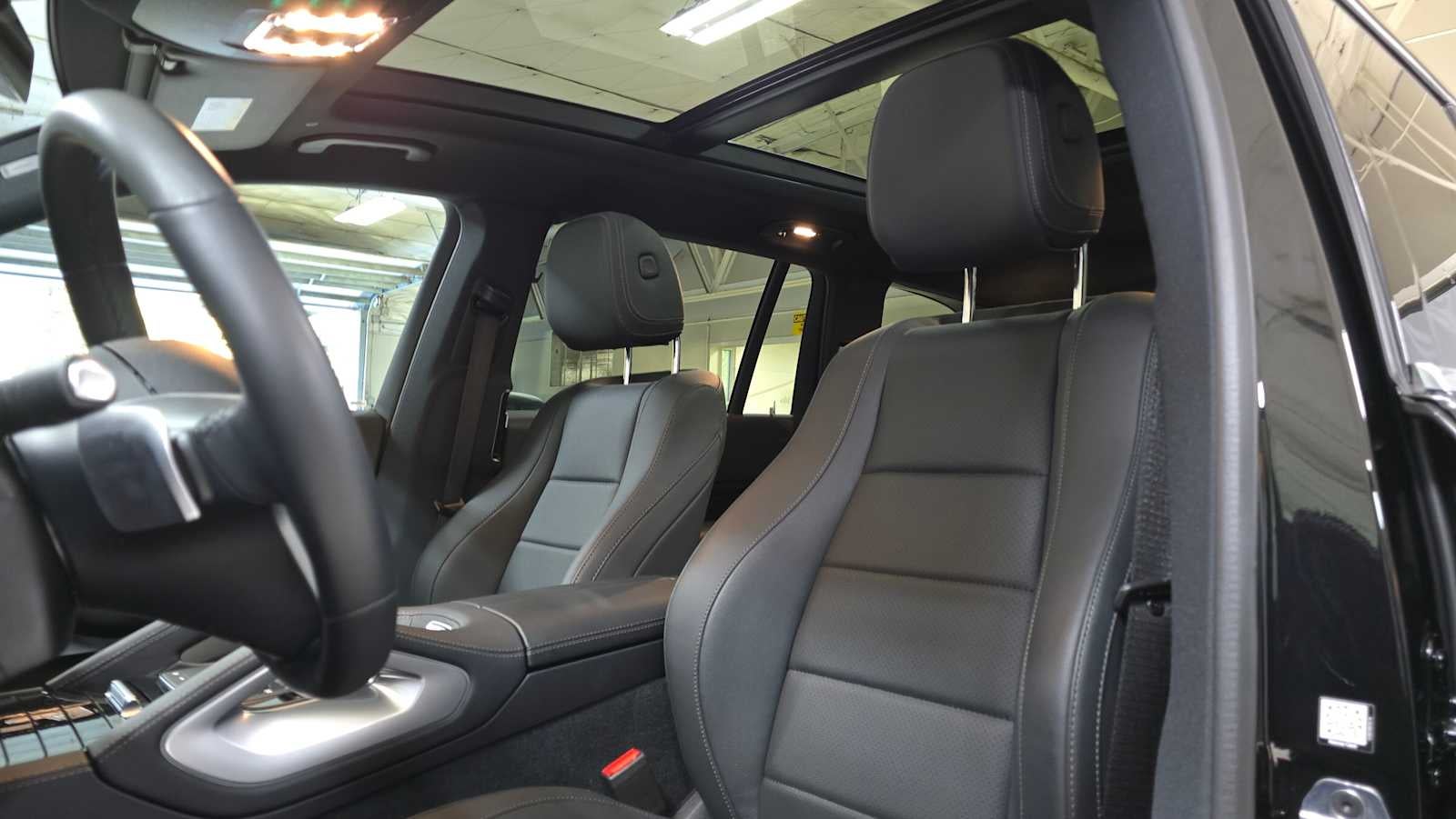 2025 Mercedes-Benz GLS 450 4MATIC® SUV