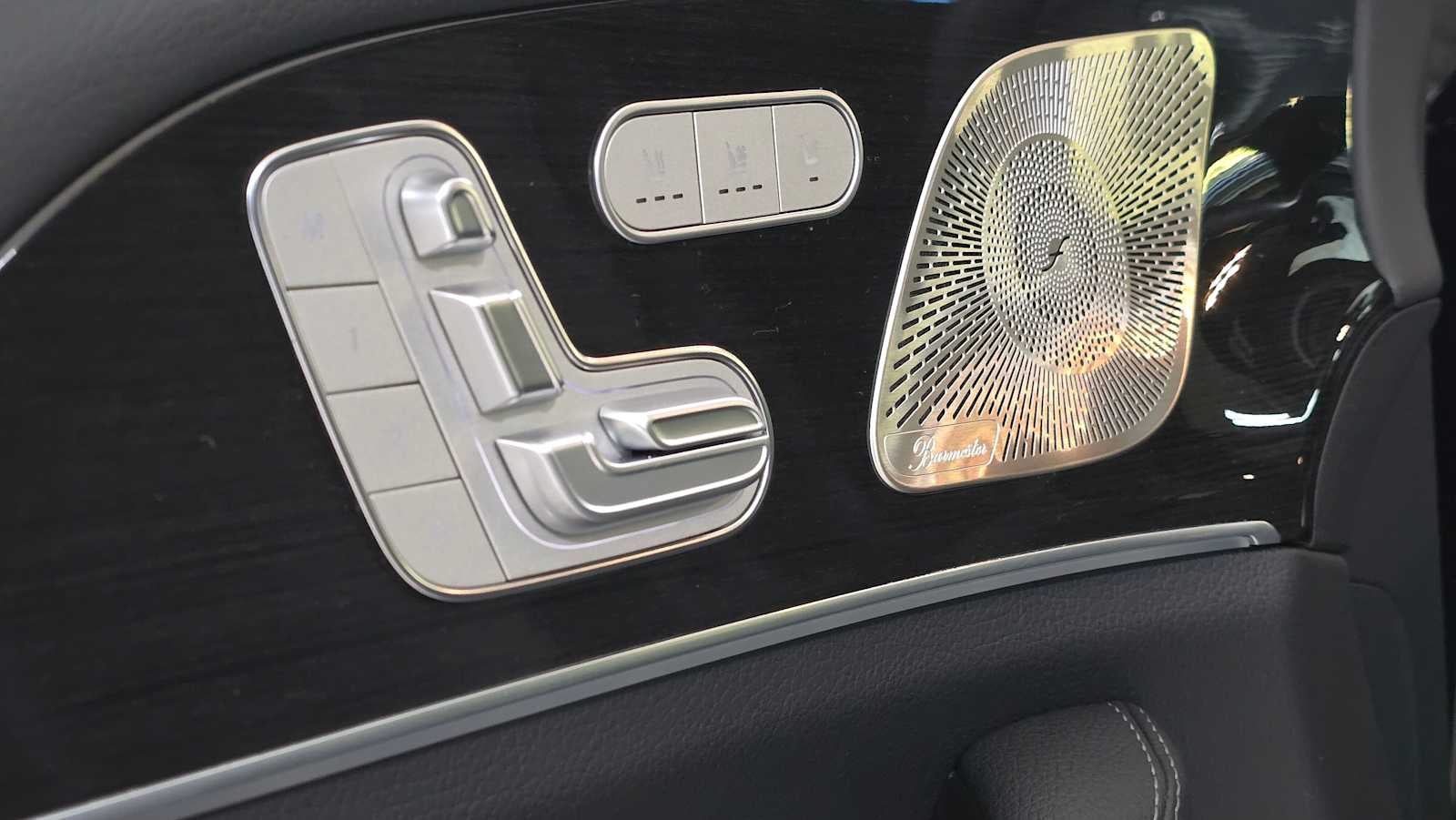 2025 Mercedes-Benz GLS 450 4MATIC® SUV