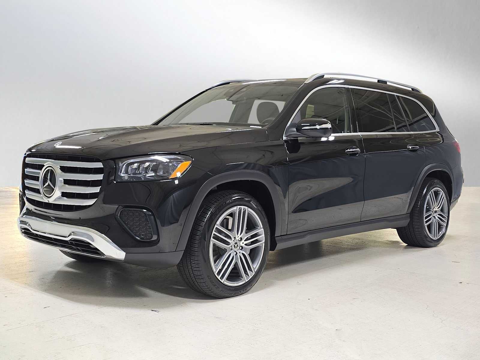 2025 Mercedes-Benz GLS 450 4MATIC® SUV