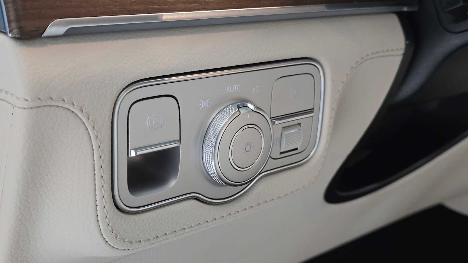 2026 Mercedes-Benz GLS 580 GLS 580