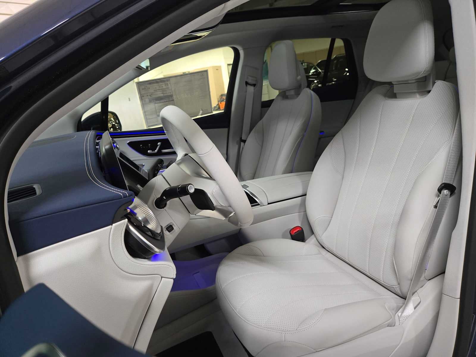 2027 Mercedes-Benz EQE 320 4MATIC® SUV