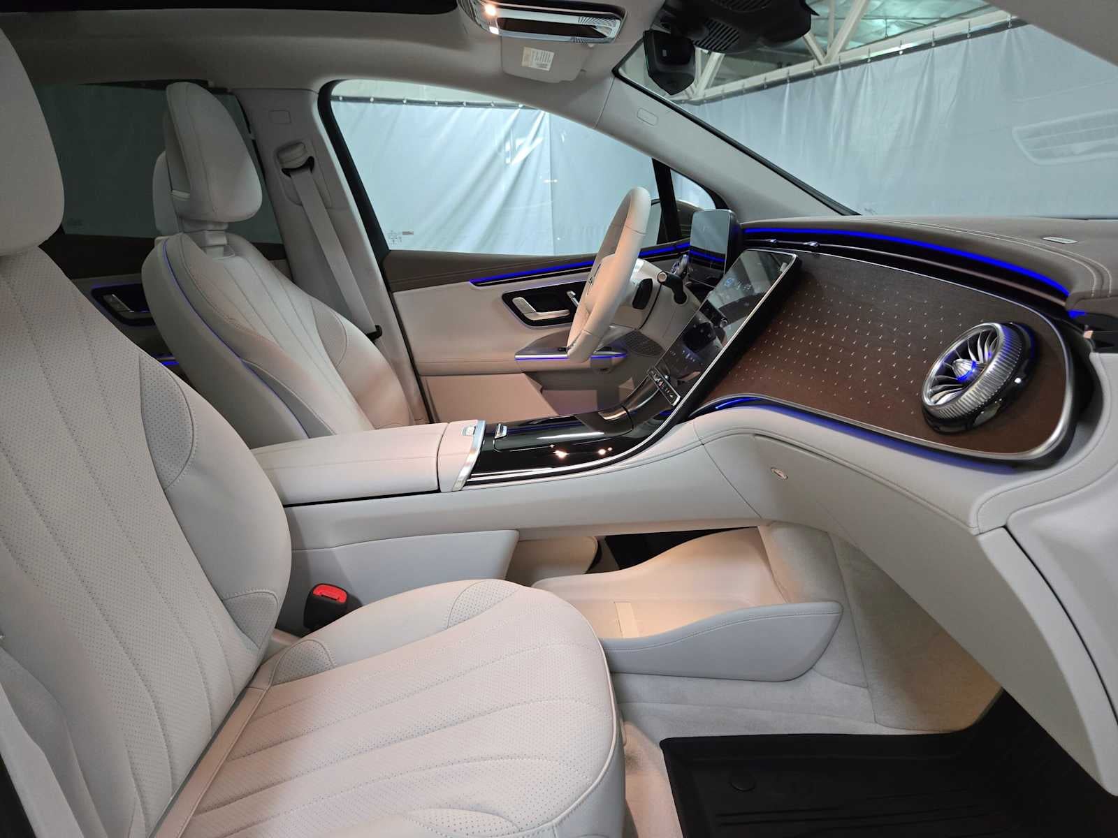 2027 Mercedes-Benz EQE 320 4MATIC® SUV
