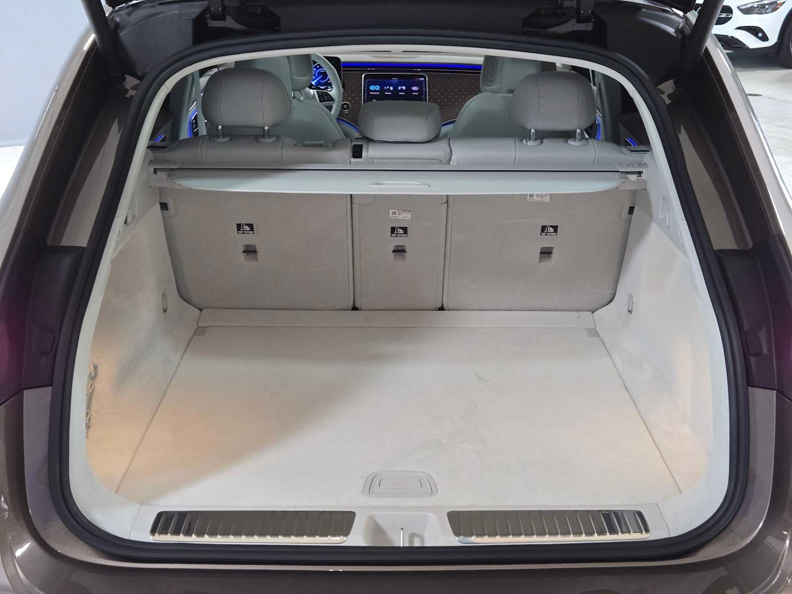 2027 Mercedes-Benz EQE 320 4MATIC® SUV