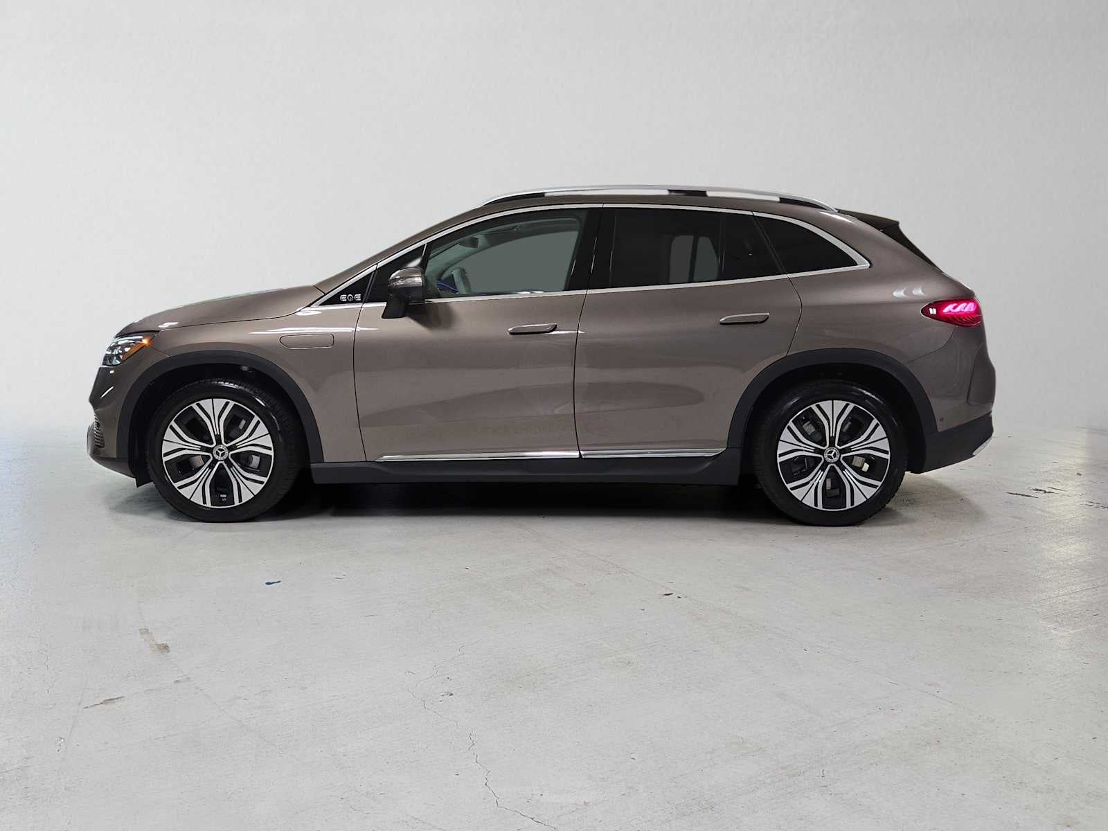 2027 Mercedes-Benz EQE 320 4MATIC® SUV