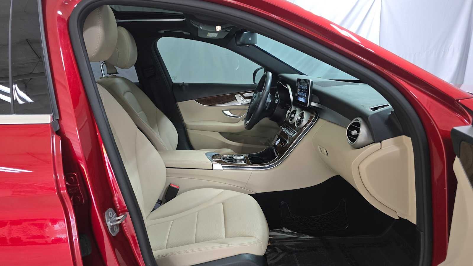 2018 Mercedes-Benz C 300 Sedan