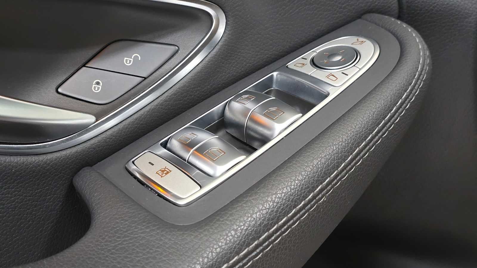 2019 Mercedes-Benz C 300 C 300