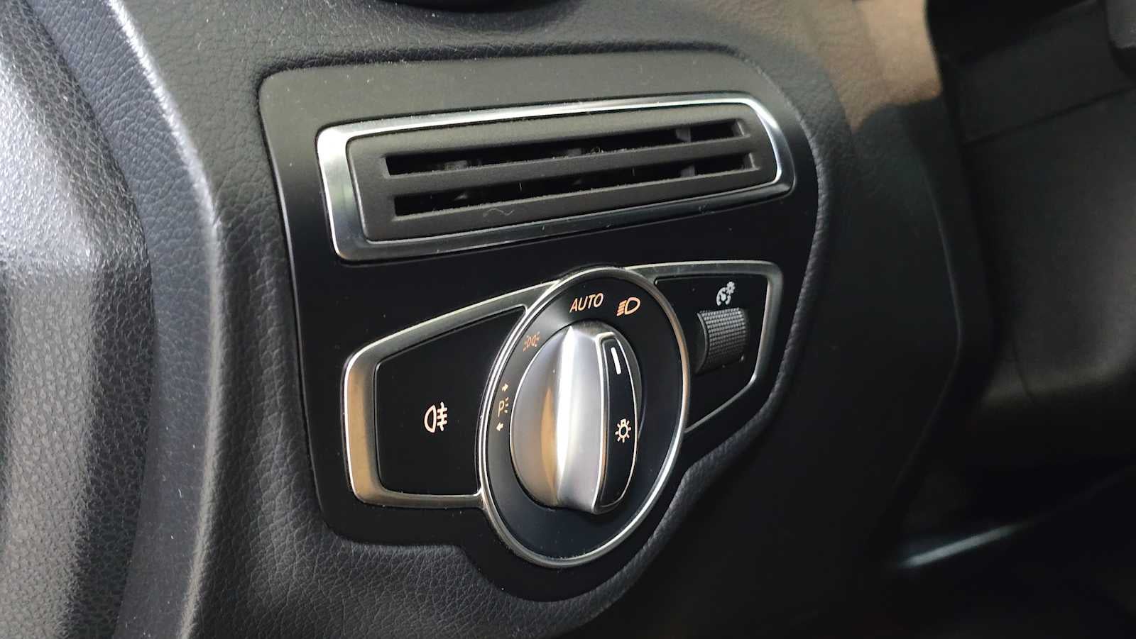 2019 Mercedes-Benz C 300 C 300