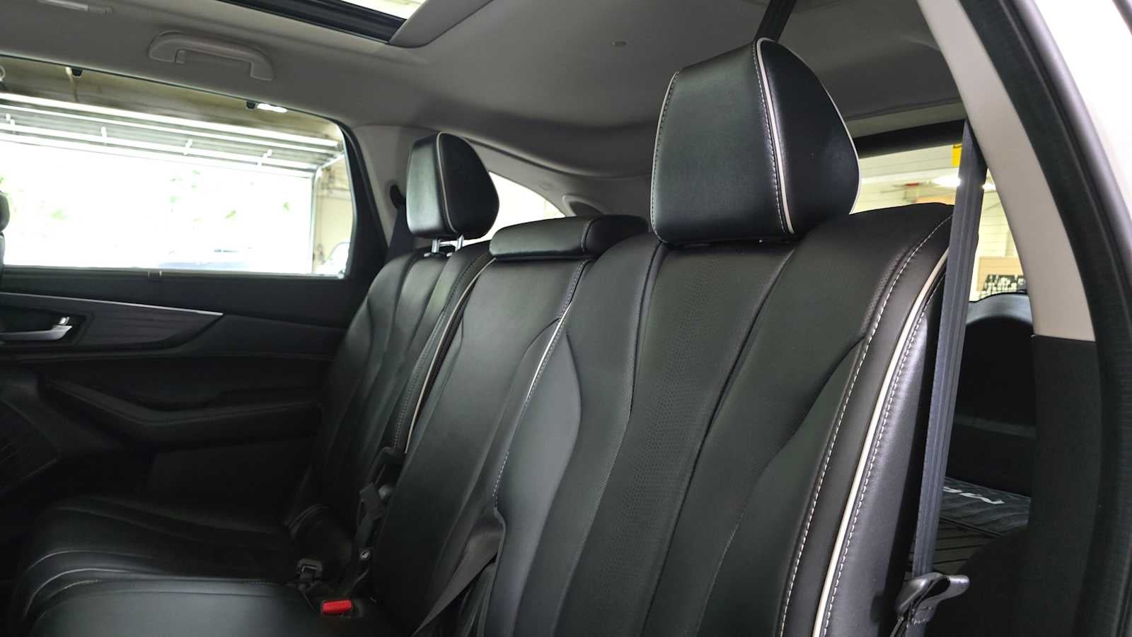 2023 Acura MDX w/Advance Package