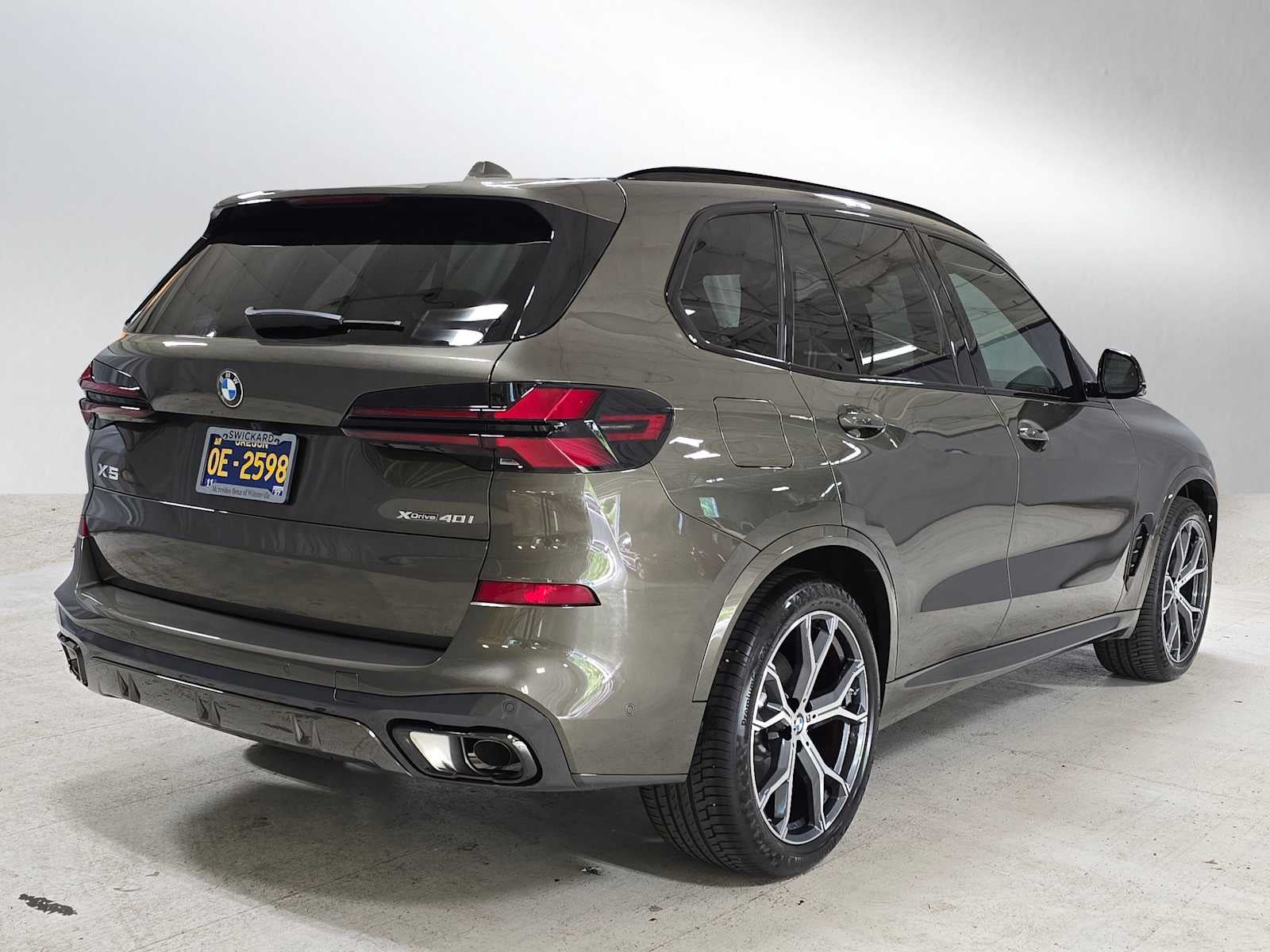 2025 BMW X5 xDrive40i xDrive40i