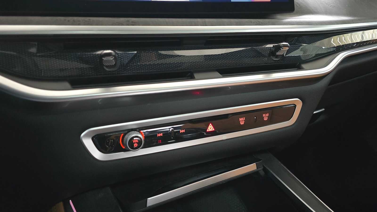 2025 BMW X5 xDrive40i xDrive40i