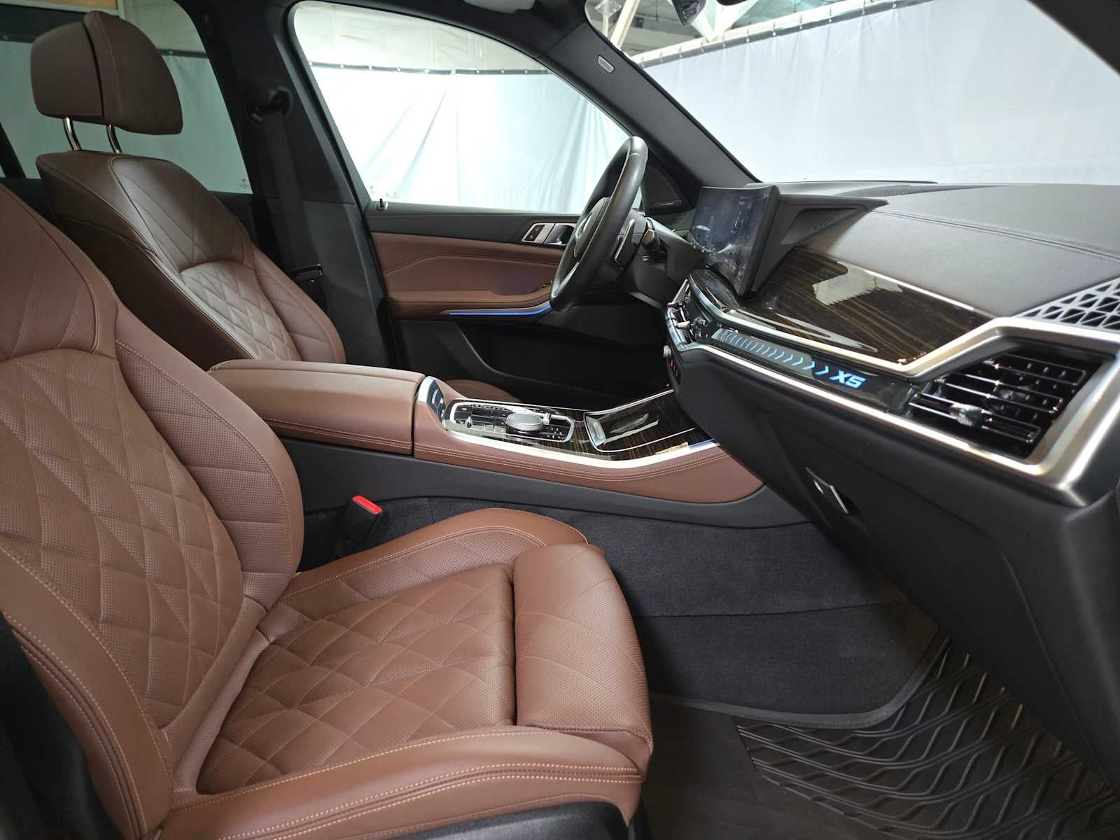 2025 BMW X5 xDrive50e xDrive50e