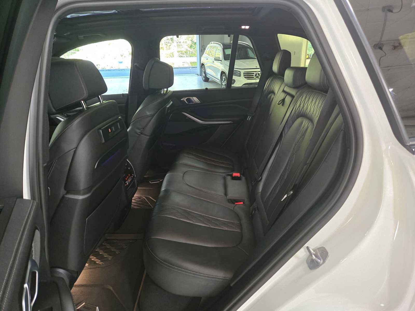 2022 BMW X5 M50i M50i