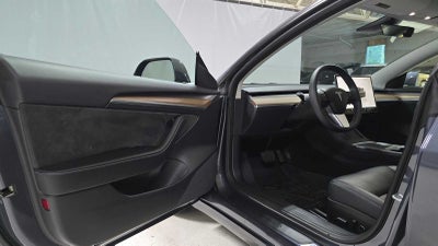 2023 Tesla Model 3 RWD