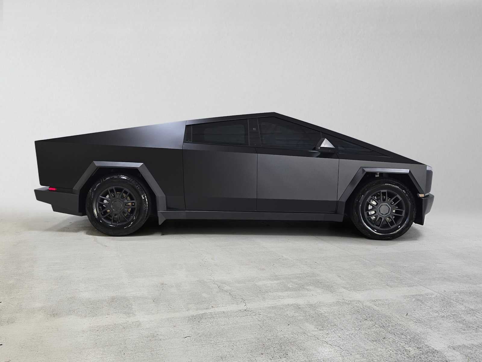 2025 Tesla Cybertruck AWD