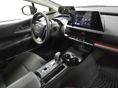 2025 Toyota Prius Plug-In Hybrid SE