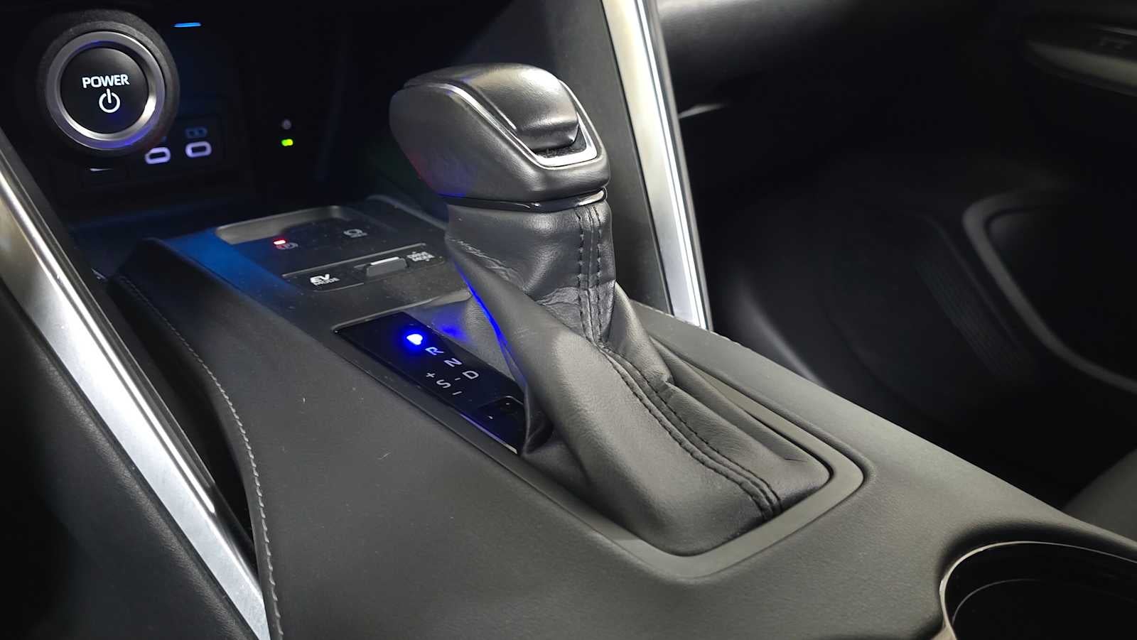 2023 Toyota Venza LE