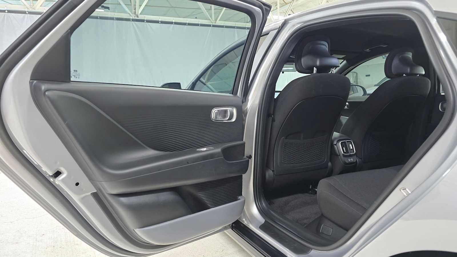 2024 Hyundai IONIQ 6 SE