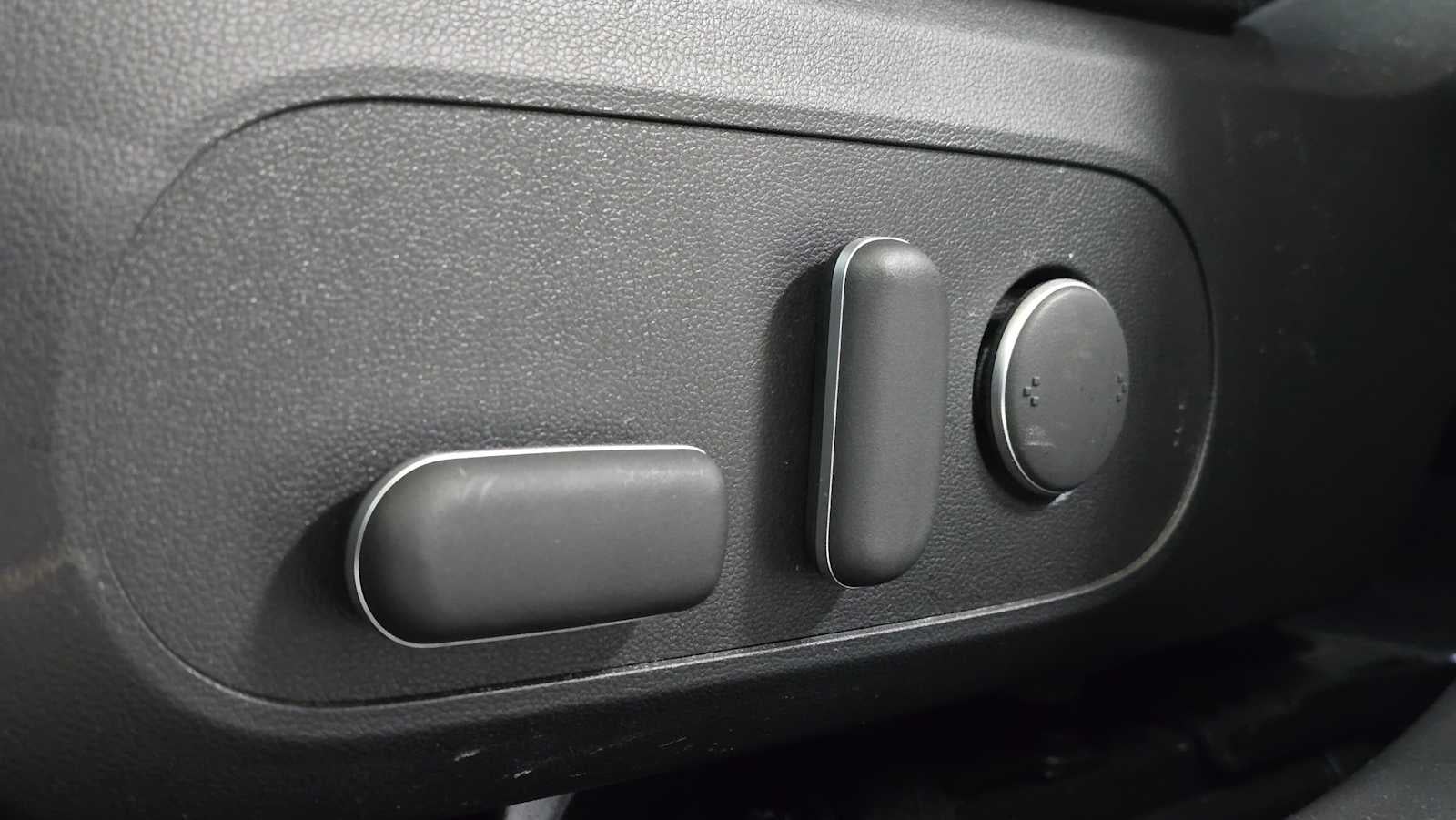 2024 Hyundai IONIQ 6 SE