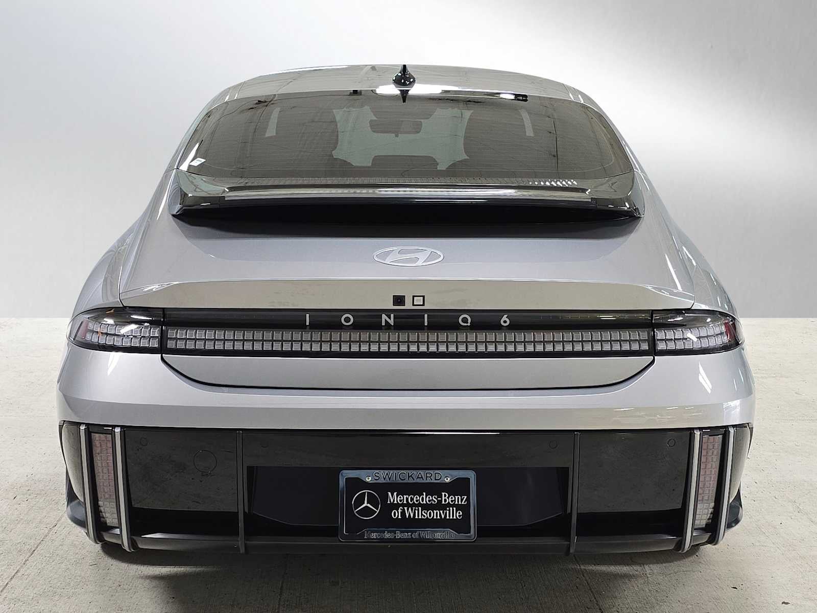 2024 Hyundai IONIQ 6 SE