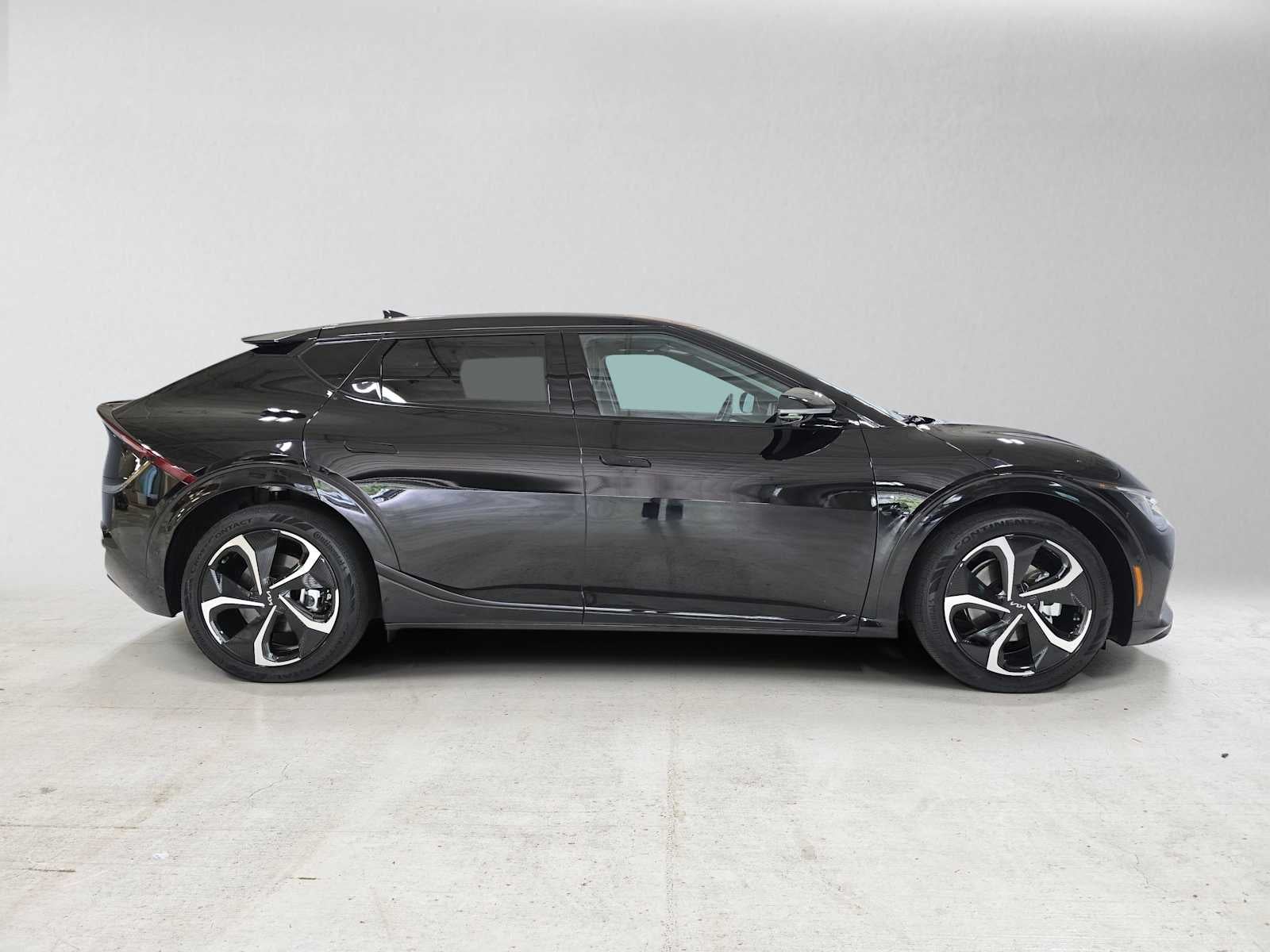 Used 2024 Kia EV6 GT-Line with VIN KNDC4DLC1R5220116 for sale in Tualatin, OR