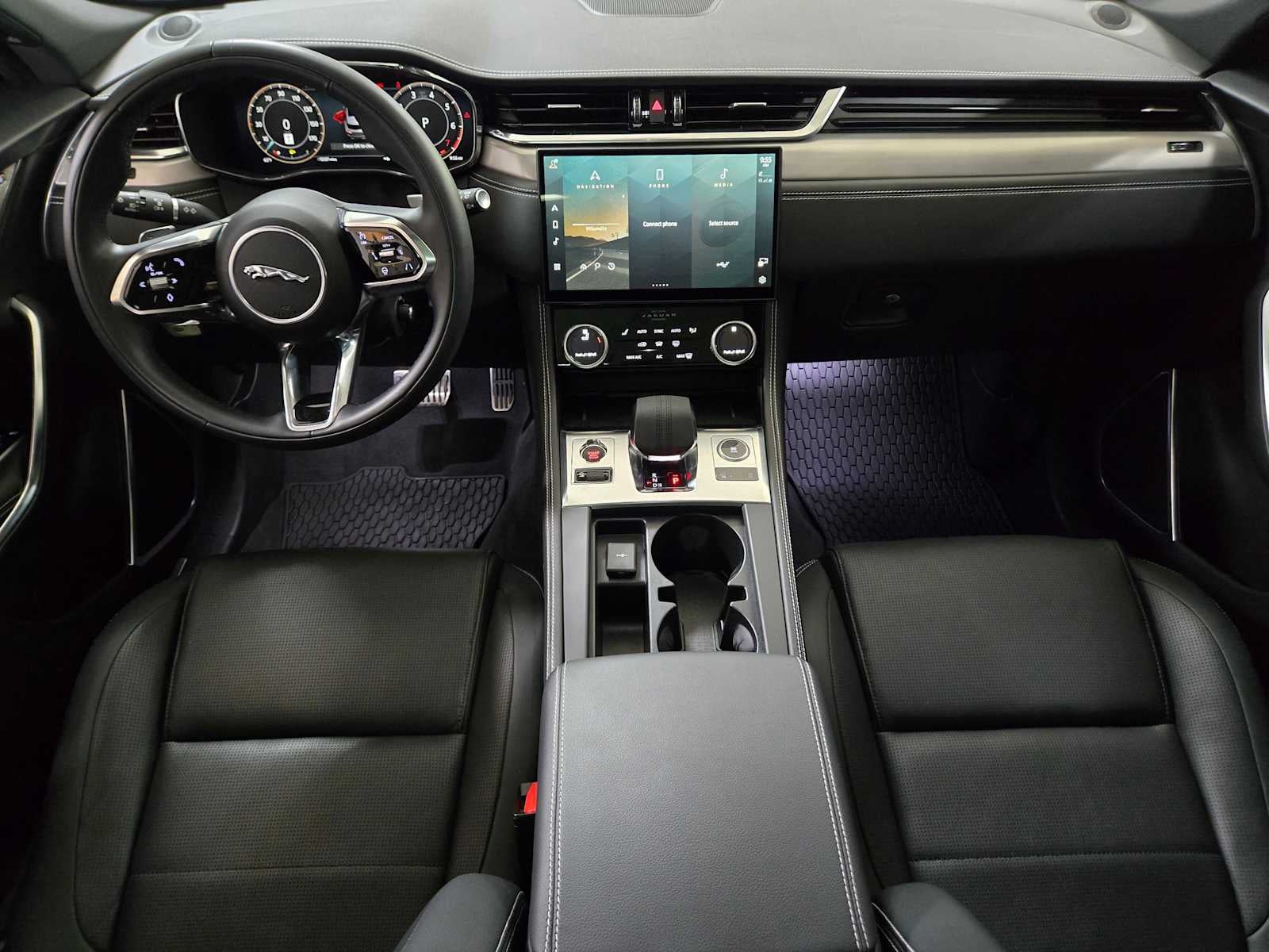 2024 Jaguar F-PACE R-Dynamic S