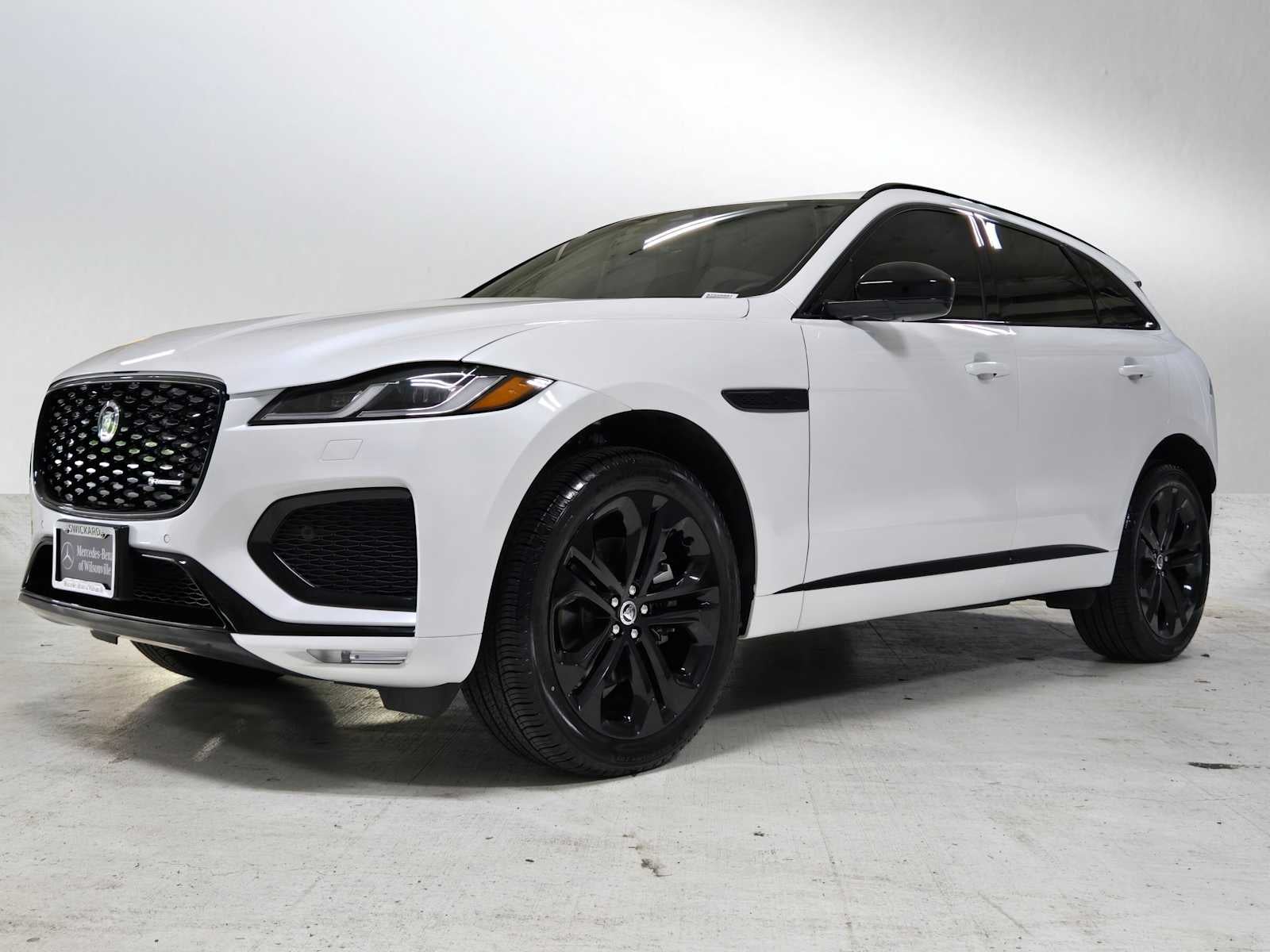 2024 Jaguar F-PACE R-Dynamic S