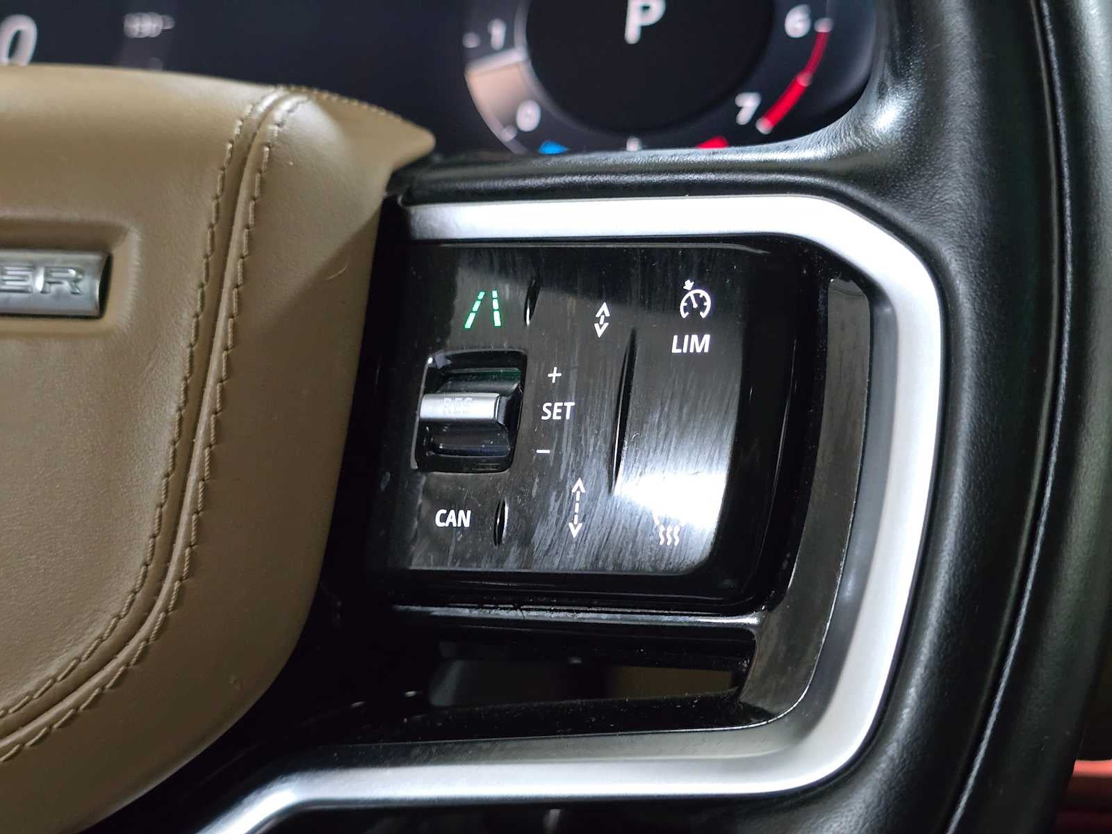 2024 Land Rover Range Rover Sport SE