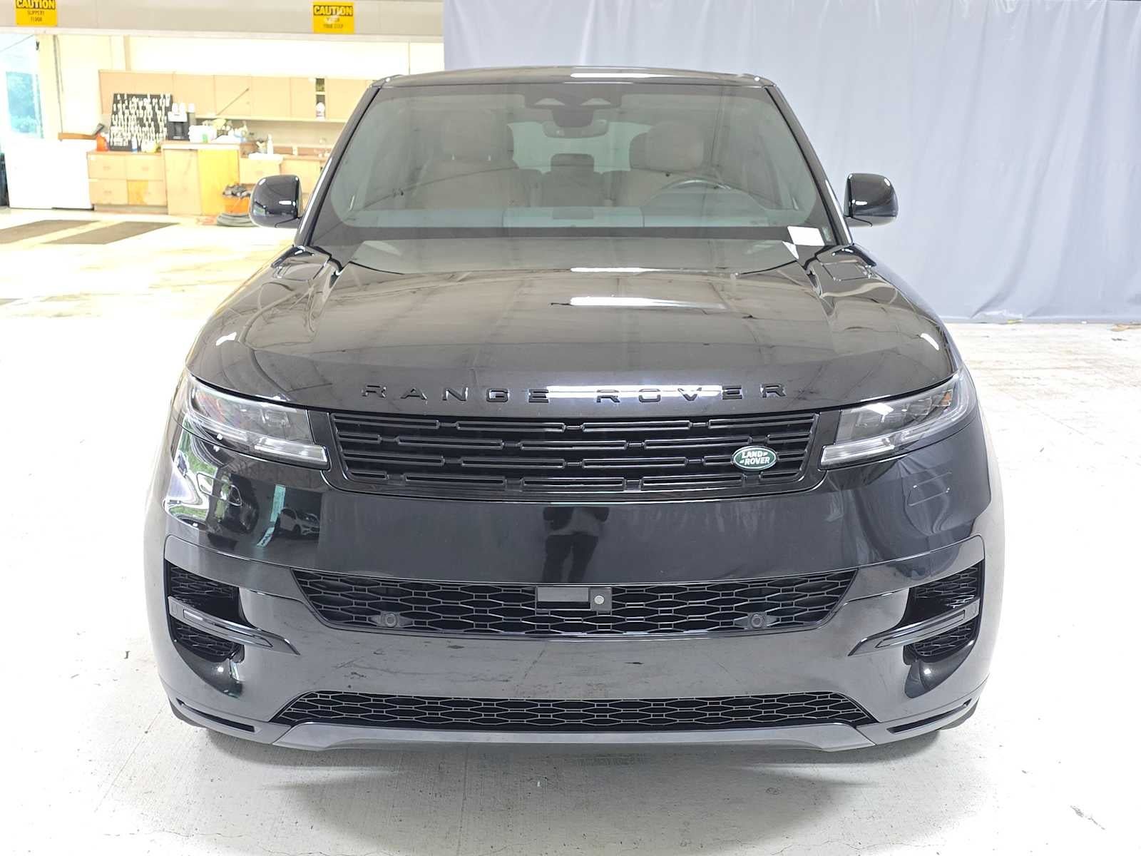 2024 Land Rover Range Rover Sport SE