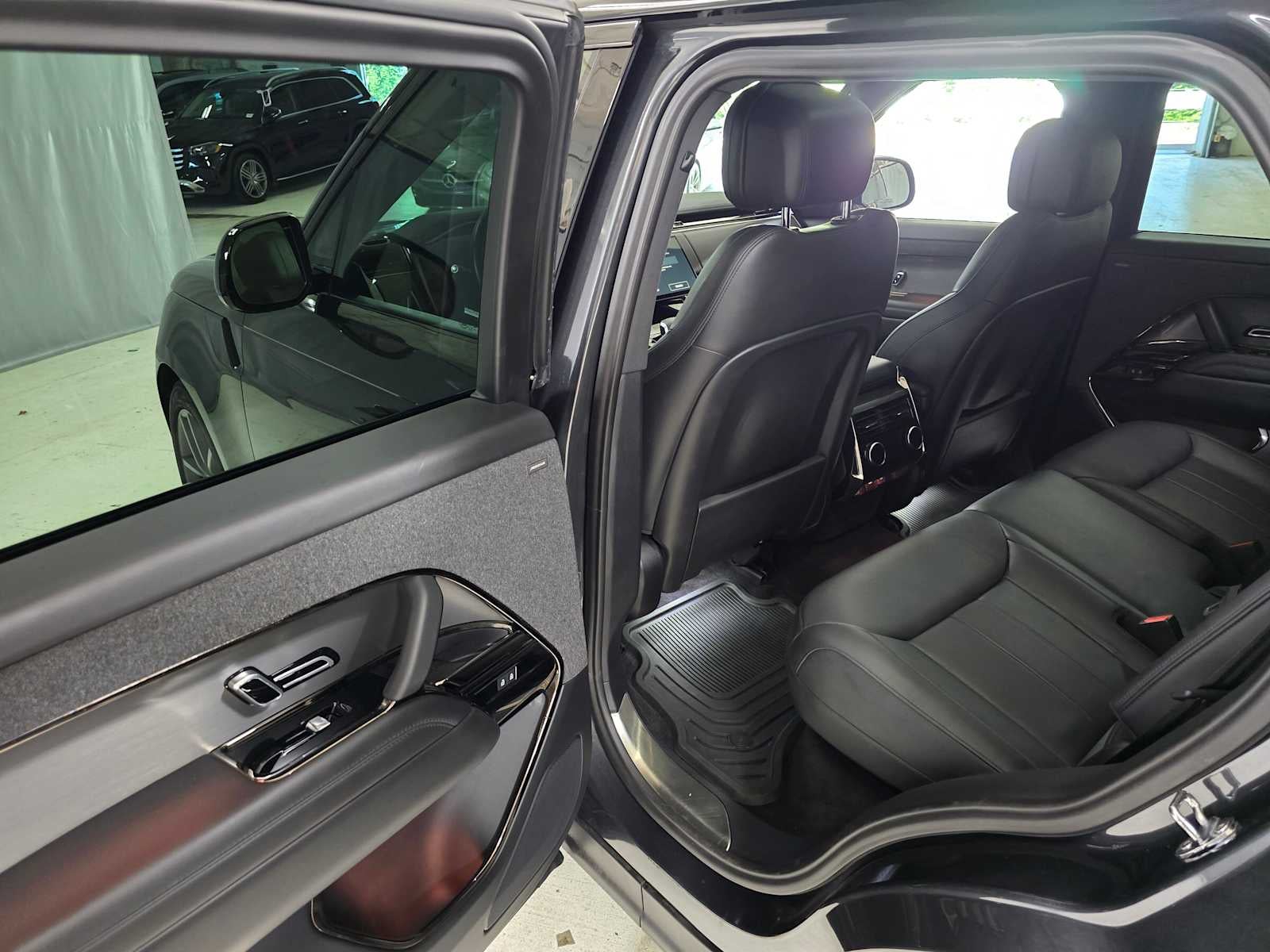 2024 Land Rover Range Rover Sport SE